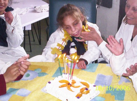 TAMBIÉN NOS GUSTA FESTEJAR LOS CUMPLEAÑOS